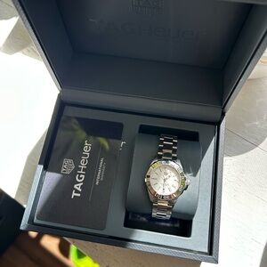 $1700 TAG Heuer Women’s Watch Quartz Aqua Racer SS Bracelet MOP 27MM box/papers